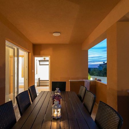 Villa Village Idylle With Heated Pool, Sauna, Jacuzzy And Private Parking Sukošan Екстериор снимка