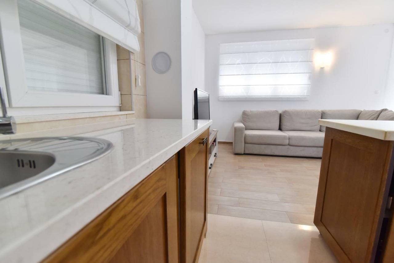 Villa Village Idylle With Heated Pool, Sauna, Jacuzzy And Private Parking Sukošan Екстериор снимка