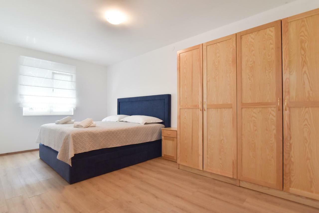 Villa Village Idylle With Heated Pool, Sauna, Jacuzzy And Private Parking Sukošan Екстериор снимка